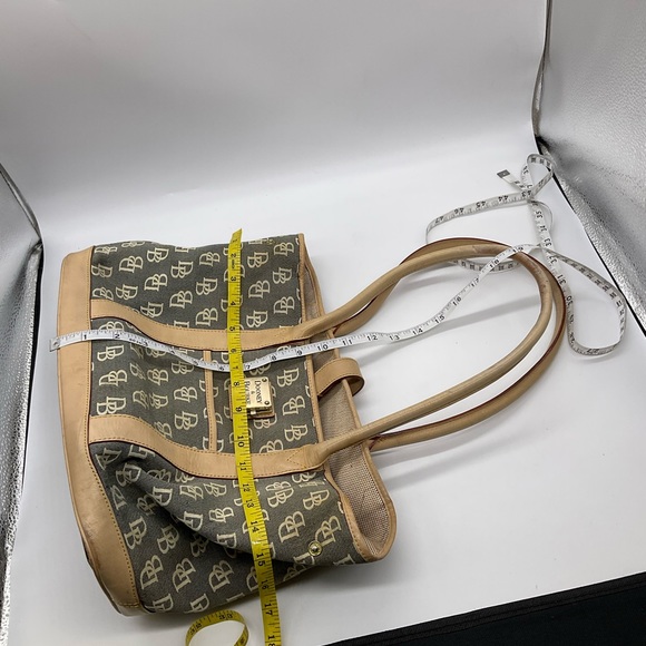 DOONEY AND BOURKE SHOULDER BAG - Picture 8 of 12